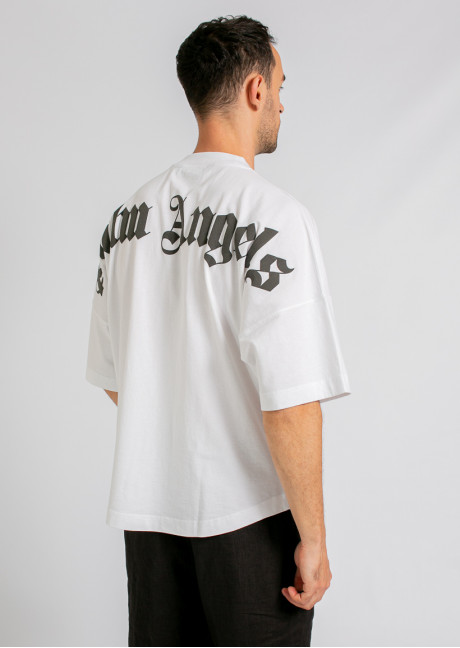 Tricou