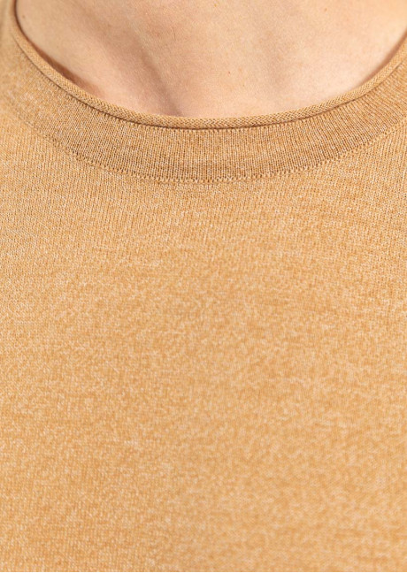 Tricou