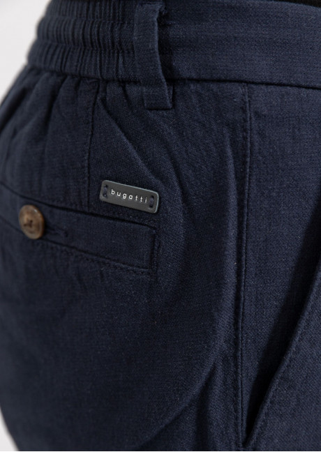 Pantaloni scurti
