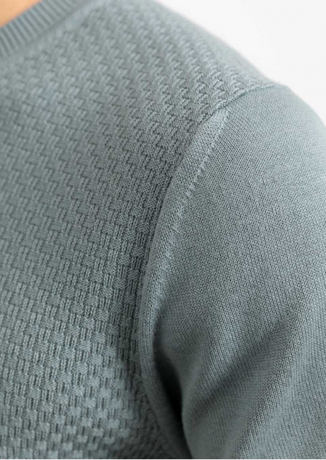Tricou
