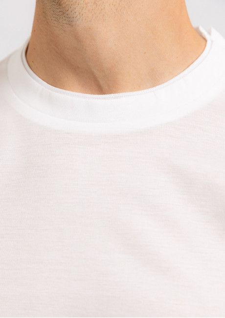 Tricou