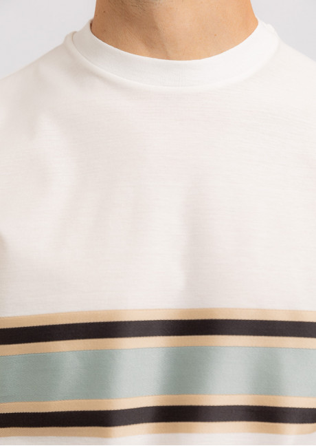 Tricou