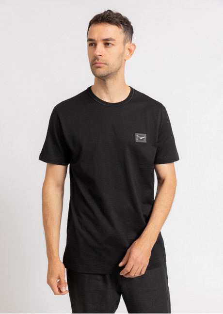 Tricou