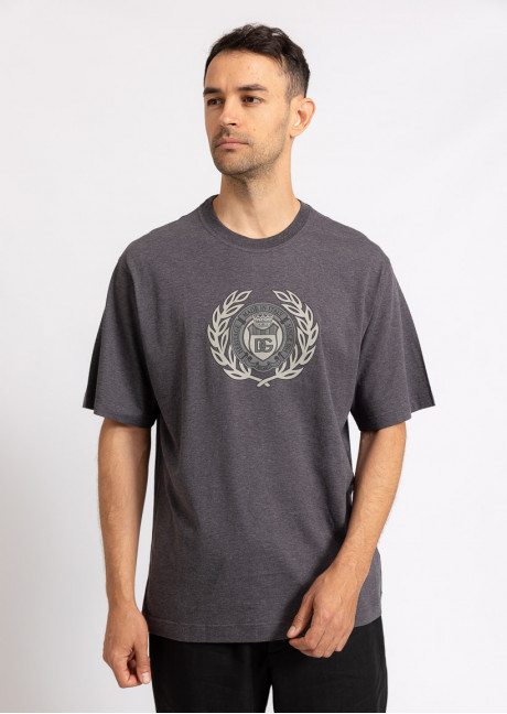 Tricou