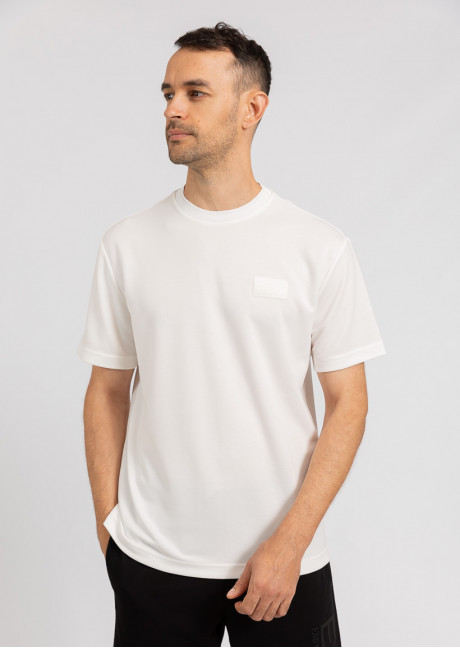 Tricou