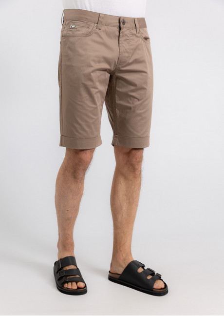 Pantaloni scurti