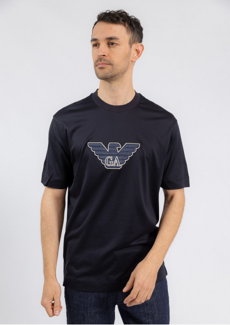 Tricou
