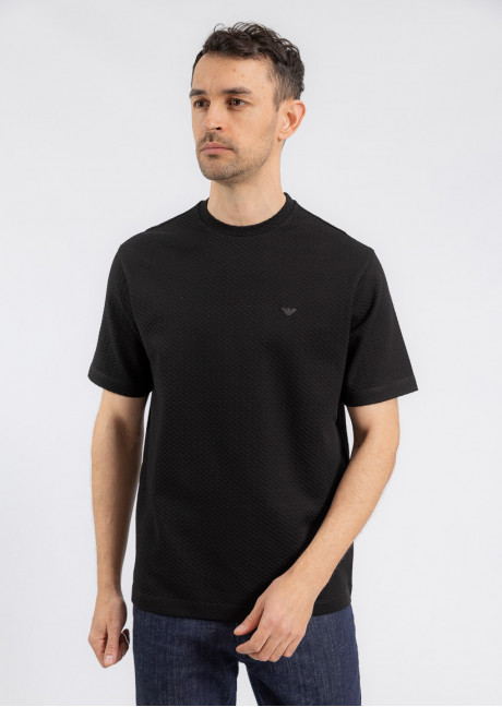 Tricou