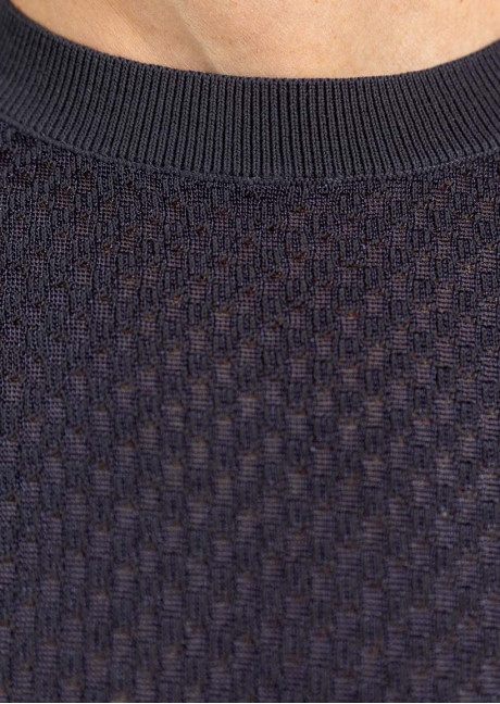 Tricou