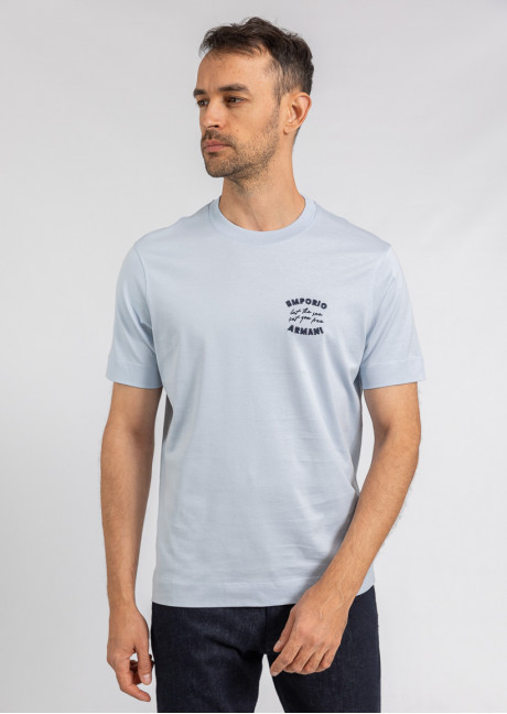 Tricou