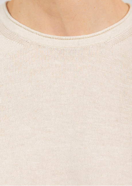 Tricou