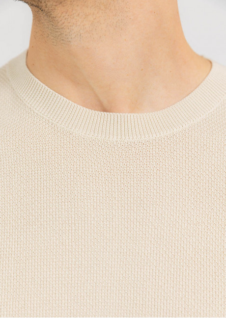 Tricou