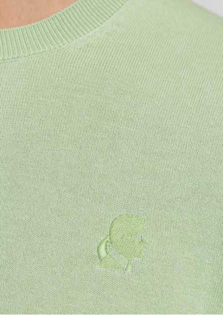 Tricou