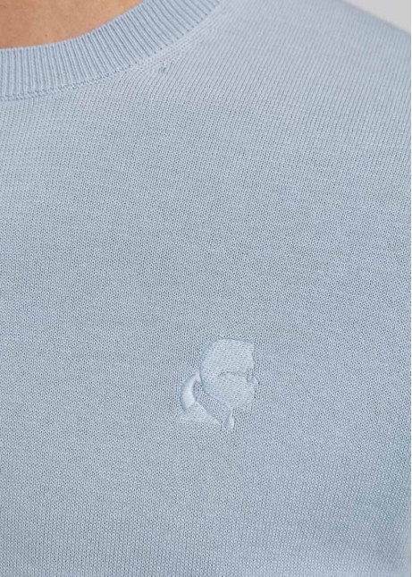 Tricou