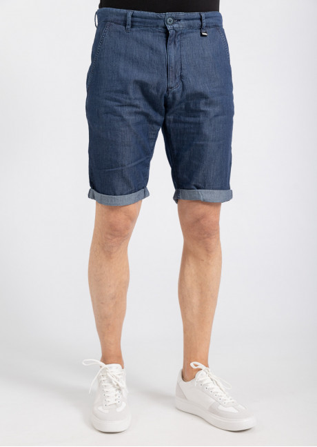 Pantaloni scurti