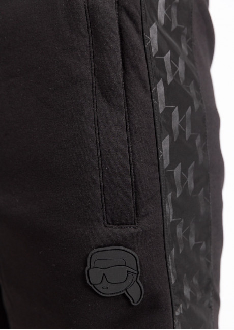 Pantaloni scurti