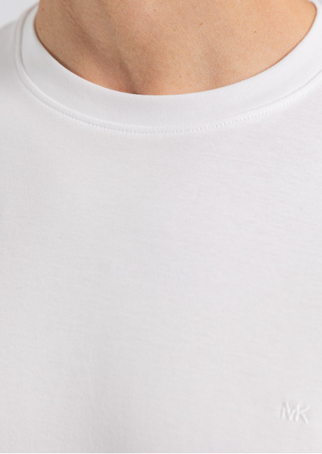 Tricou