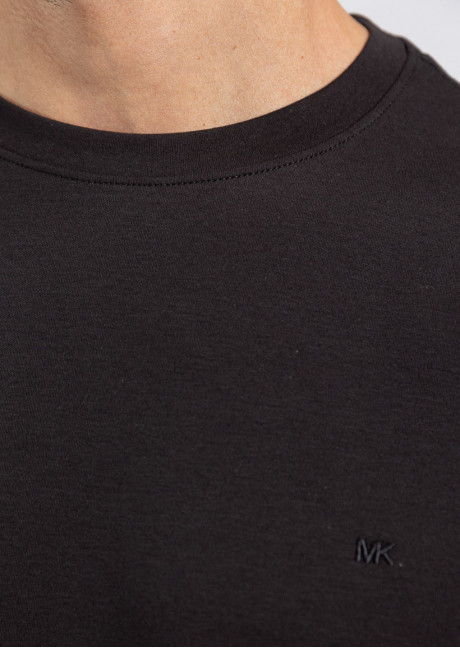 Tricou