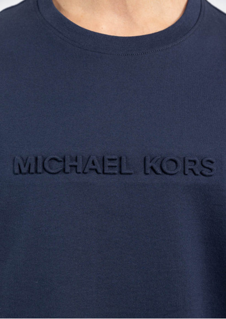 Tricou