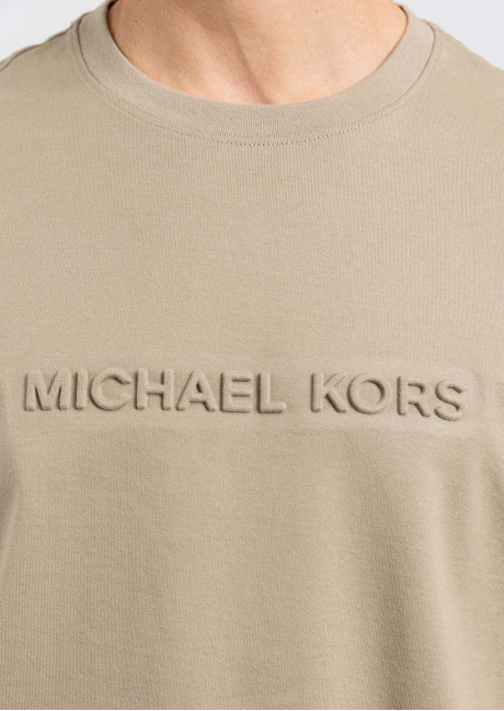 Tricou