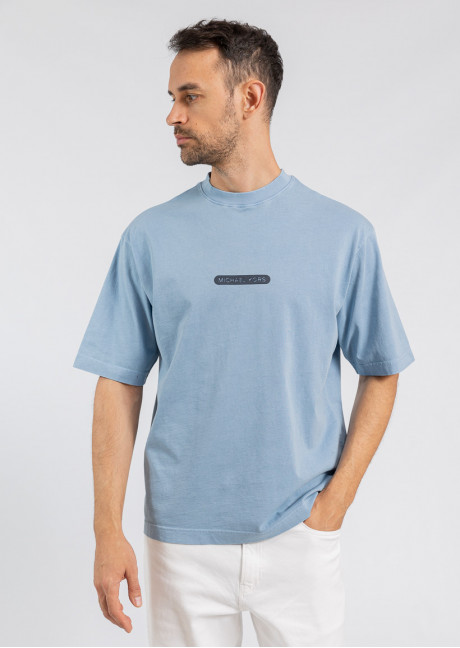 Tricou