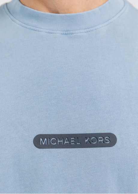 Tricou