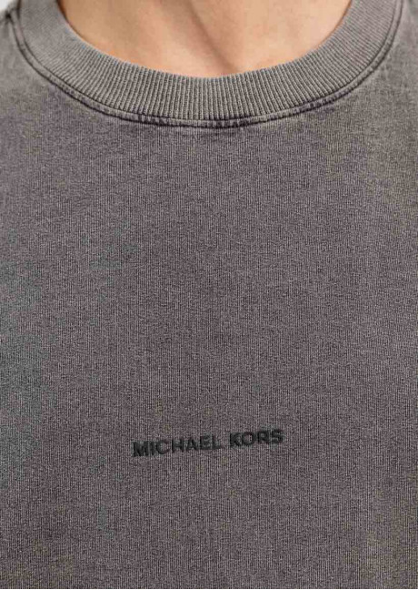 Tricou
