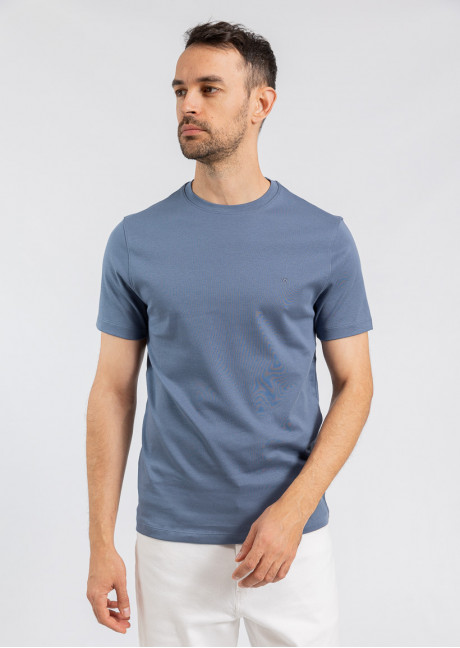 Tricou