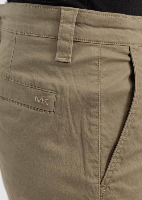 Pantaloni scurti