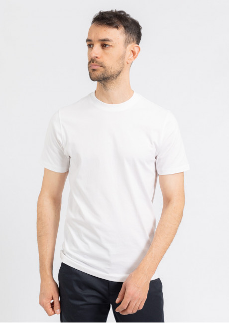 Tricou