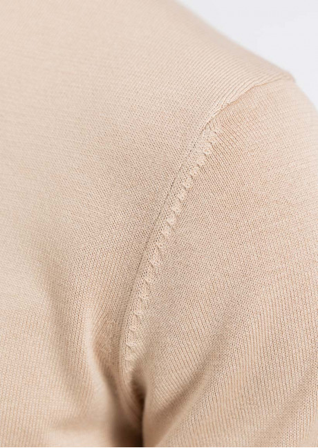 Tricou