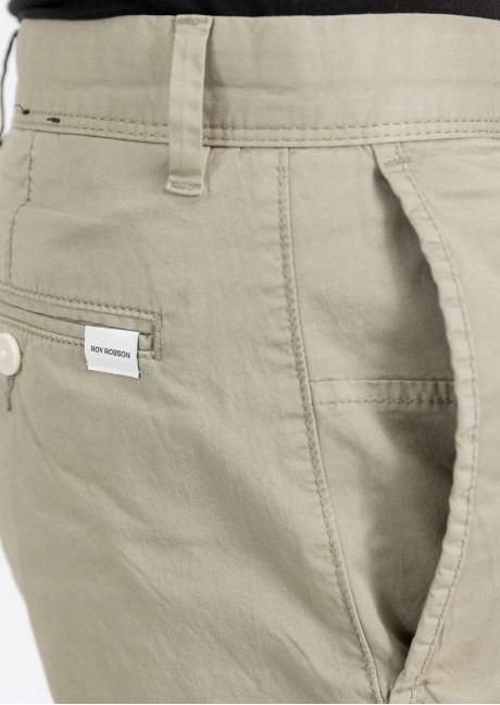 Pantaloni scurti