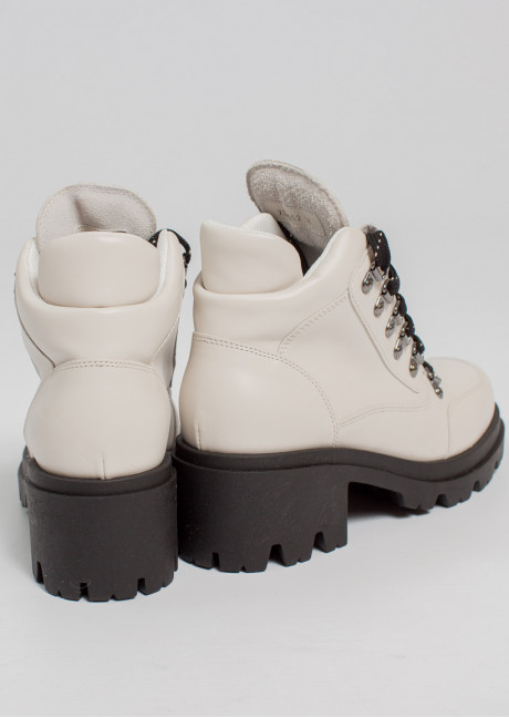 Botine