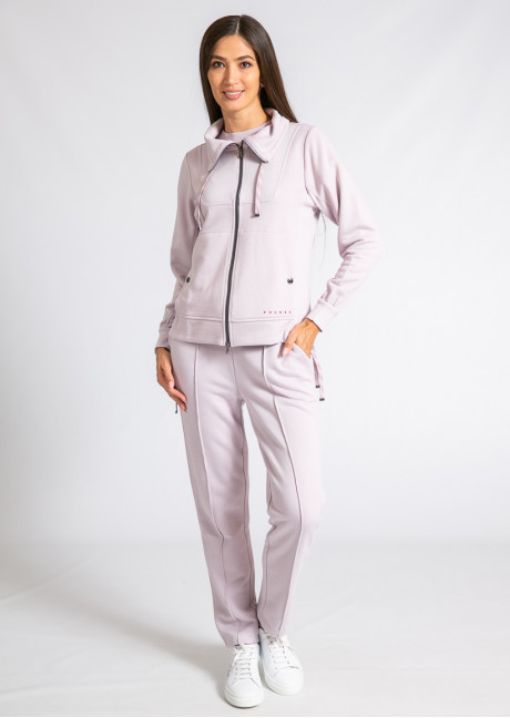 Costum sportiv
