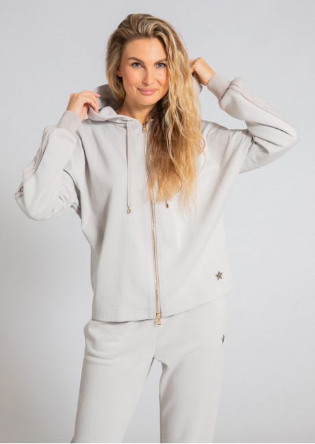 Costum sportiv