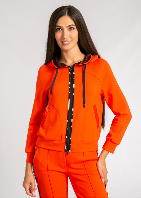 Costum sportiv