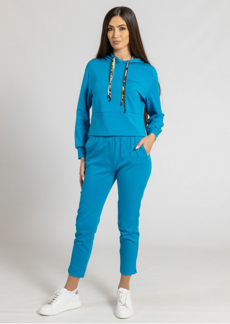 Costum sportiv
