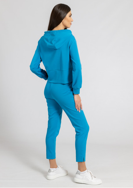 Costum sportiv