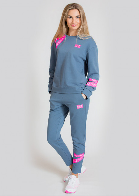 Costum sportiv