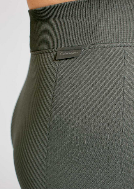 Pantaloni scurti