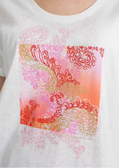 Tricou