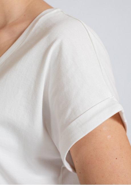 Tricou