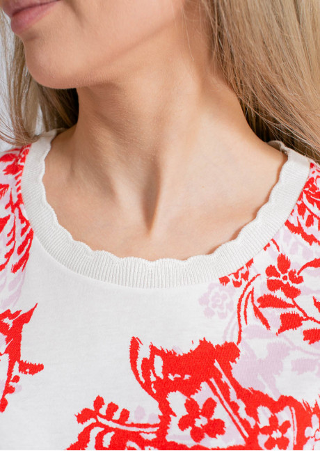 Tricou