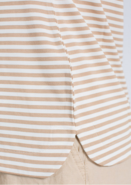 Tricou
