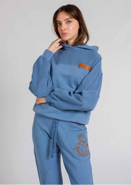 Costum sportiv