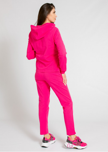 Costum sportiv