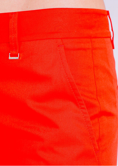 Pantaloni scurti