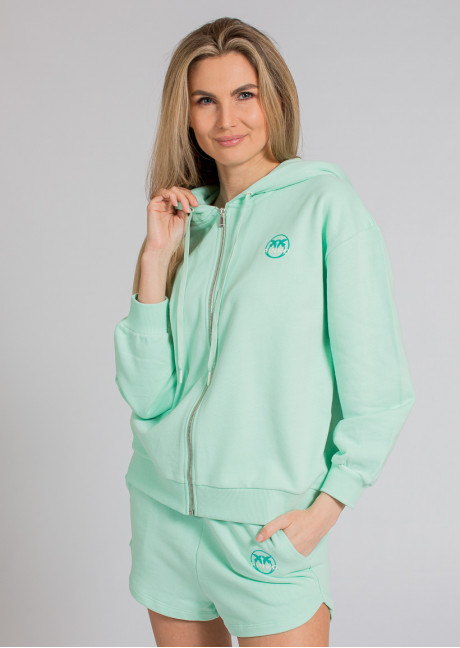 Costum sportiv
