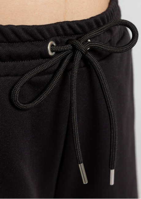 Pantaloni scurti