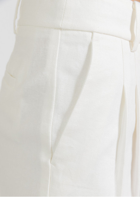 Pantaloni scurti